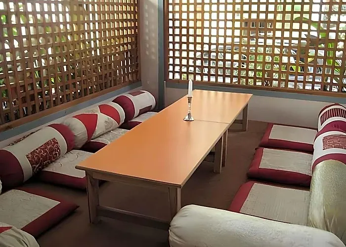 Hotel Potala Tourist 3*
