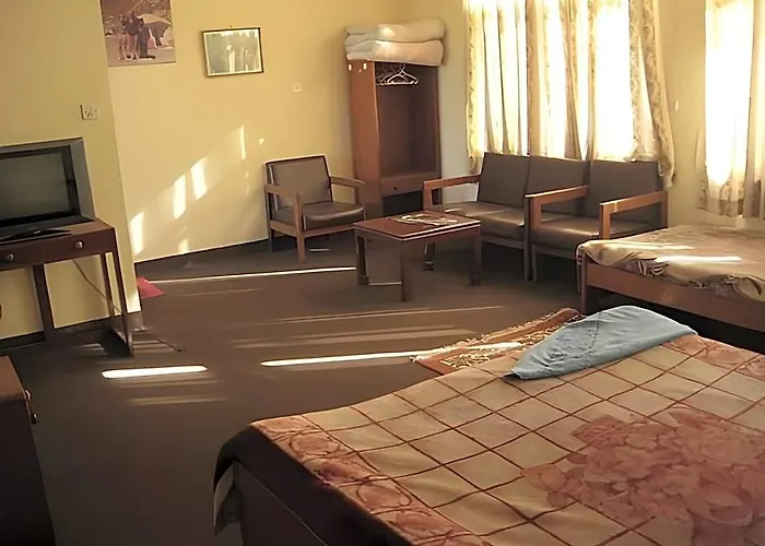 Hotel Potala Tourist 3*