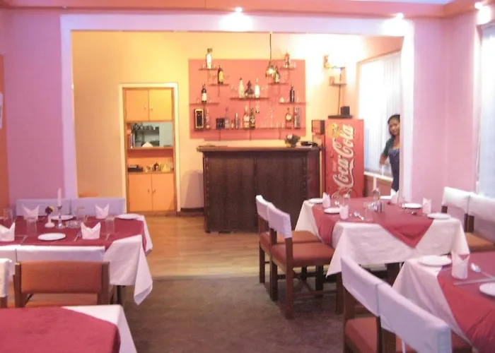 Potala Tourist Hotel 3*