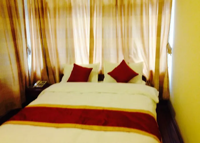 Hotel Potala Tourist 3*