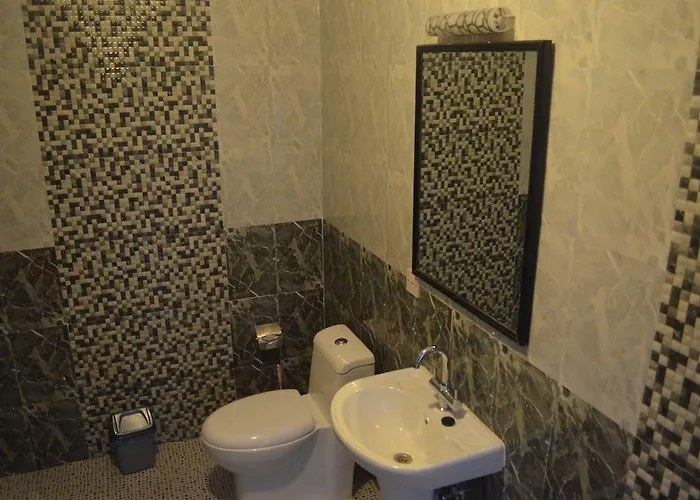 Hotel Potala Tourist 3*